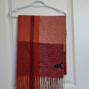OLSEN orange plaid thick scarf, orange and red